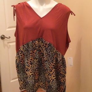 Ava James mixed media sleeveless blouse.